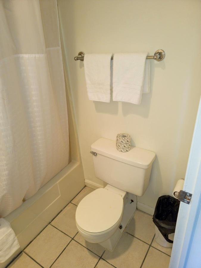 Queen City Inn Bangor Esterno foto