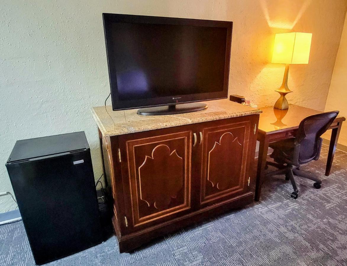 Queen City Inn Bangor Esterno foto