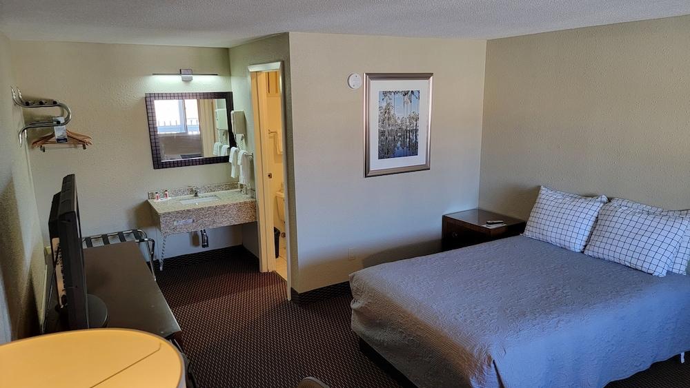 Queen City Inn Bangor Esterno foto
